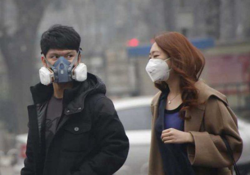 "ALERTĂ ROŞIE": Al doilea cod roșu de poluare a aerului la Beijing în această lună "ALERTĂ ROŞIE": Al doilea cod roșu de poluare a aerului la Beijing în această lună