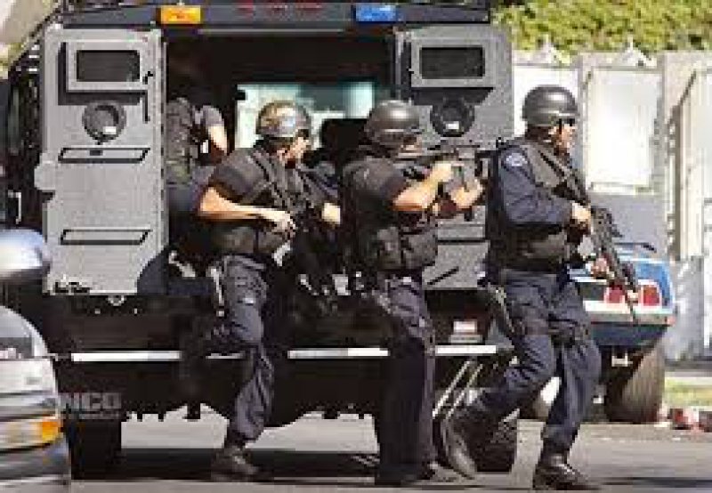 CBS NEWS: Cetăţean american din România, principalul suspect în cazul ameninţării cu bombă la şcolile din SUA CBS NEWS: Cetăţean american din România, principalul suspect în cazul ameninţării cu bombă la şcolile din SUA