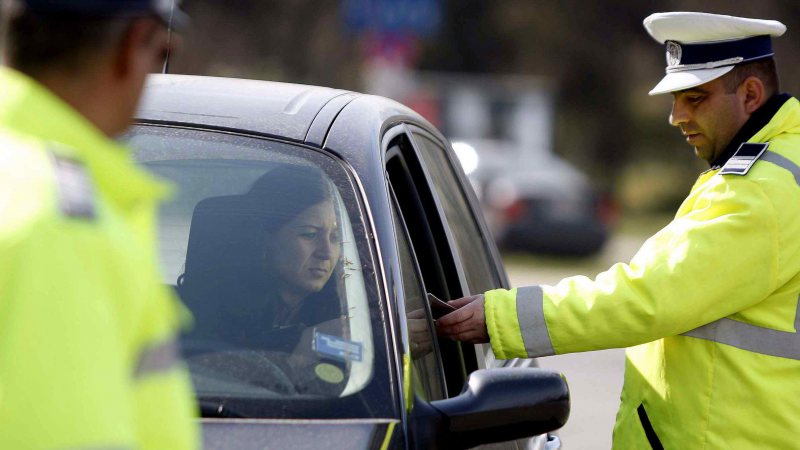 PURTĂTORUL DE CUVÂNT AL MAI: 4.230 de șoferi au rămas fără permis de conducere, în ultima săptămână PURTĂTORUL DE CUVÂNT AL MAI: 4.230 de șoferi au rămas fără permis de conducere, în ultima săptămână