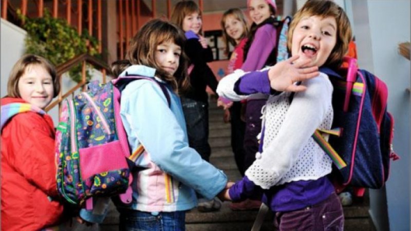 VACANŢA DE IARNĂ: De mâine elevii şi preşcolarii intră în vacanţă pentru trei săptămâni VACANŢA DE IARNĂ: De mâine elevii şi preşcolarii intră în vacanţă pentru trei săptămâni