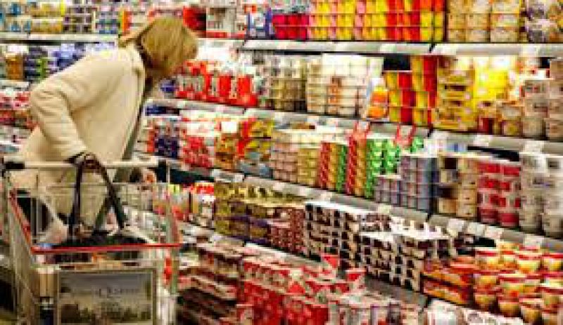 INS: Alimentele s-au ieftinit în 2015, însă cartofii s-au scumpit cu 20%; prețurile utilităților, în creștere INS: Alimentele s-au ieftinit în 2015, însă cartofii s-au scumpit cu 20%; prețurile utilităților, în creștere
