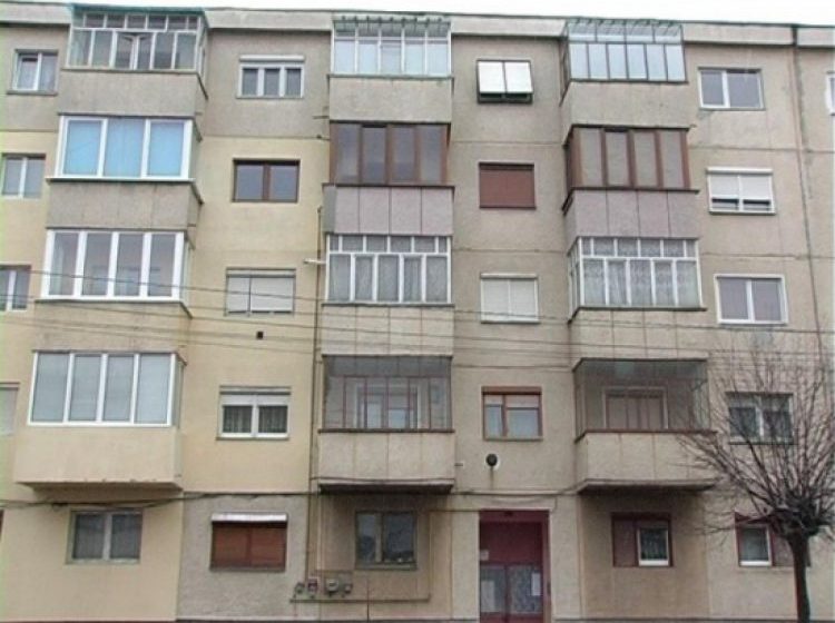 STUDIU: Aproape jumătate dintre familiile românești trăiesc într-o cameră sau două STUDIU: Aproape jumătate dintre familiile românești trăiesc într-o cameră sau două