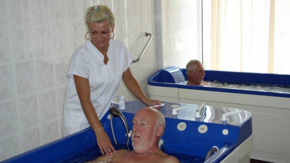 O nouă serie de bilete de tratament pentru pensionari – unde mai sunt locuri