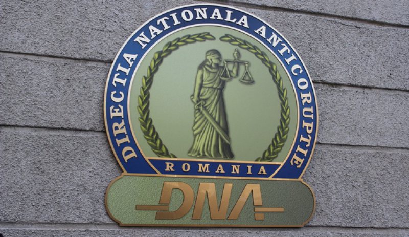 DNA: Oprea a încheiat un protocol în baza căruia procurorul general a beneficiat nelegal de coloană oficială DNA: Oprea a încheiat un protocol în baza căruia procurorul general a beneficiat nelegal de coloană oficială