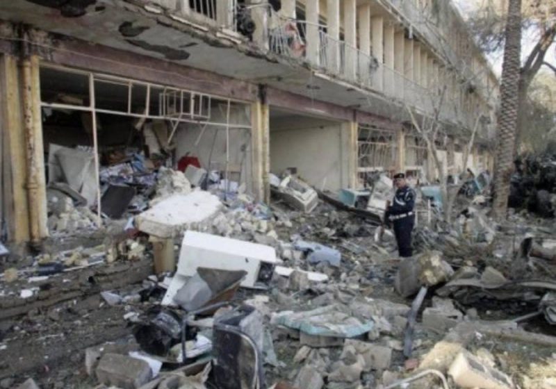 IRAK: Cel puțin 12 morți într-o luare de ostatici într-un centru comercial din Bagdad IRAK: Cel puțin 12 morți într-o luare de ostatici într-un centru comercial din Bagdad