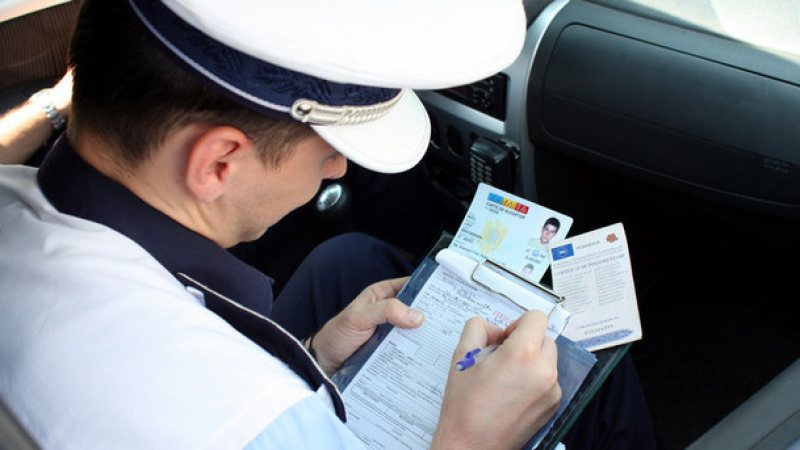 MARAMUREŞ: Amenzi în valoare de peste 20.000 de lei aplicate de poliţişti într-o singură zi MARAMUREŞ: Amenzi în valoare de peste 20.000 de lei aplicate de poliţişti într-o singură zi