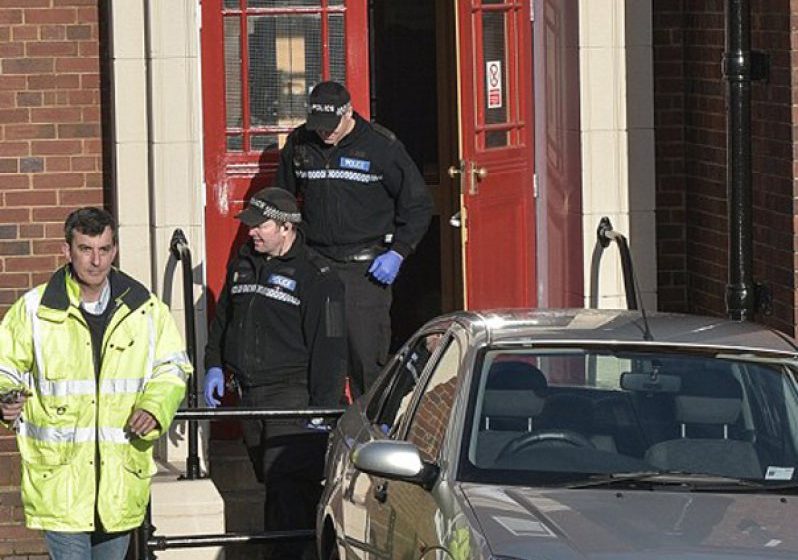 STARE DE ALERTĂ ÎN MAREA BRITANIE ŞI FRANŢA: 14 şcoli din Anglia, închise după ce au primit ameninţări cu bombe. Cinci licee din Paris, vizate de alerte cu bombă