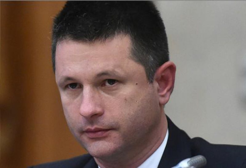 MINISTRUL ENERGIEI: Facturile la electricitate vor scădea cu 8% în medie, după reducerea TVA și a tarifelor de distribuție MINISTRUL ENERGIEI: Facturile la electricitate vor scădea cu 8% în medie, după reducerea TVA și a tarifelor de distribuție