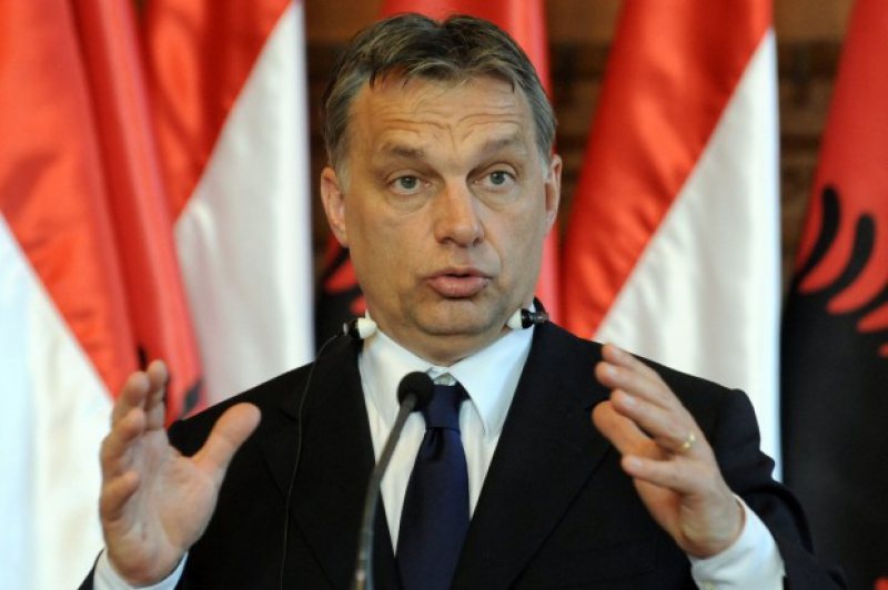 ORBAN: Oricare ar fi planurile imigranților de a folosi noi rute în Europa, "este sigur că nu vor trece prin Ungaria" ORBAN: Oricare ar fi planurile imigranților de a folosi noi rute în Europa, "este sigur că nu vor trece prin Ungaria"