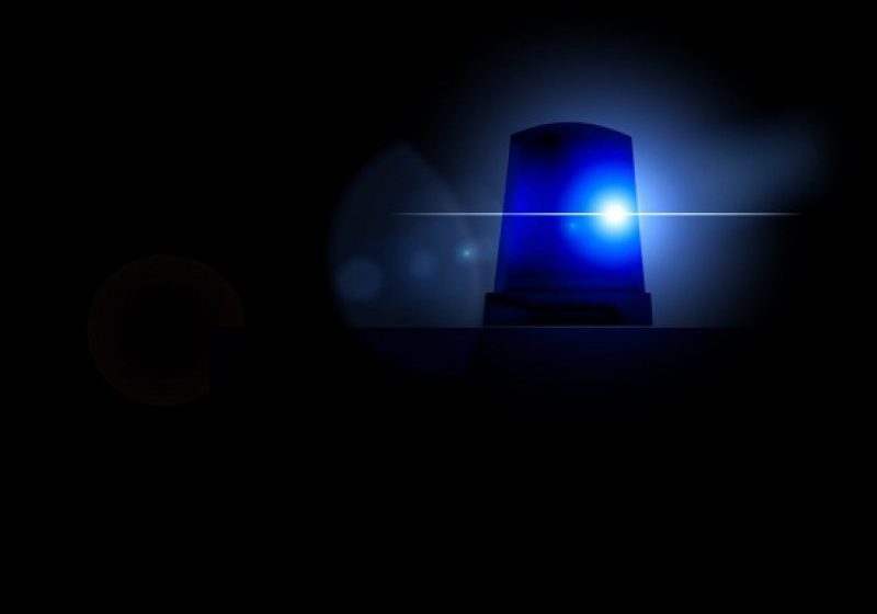 DIFICIL: Pompierii încearcă de două ore să ajungă la un copil cu febră şi la un bărbat cu dureri abdominale