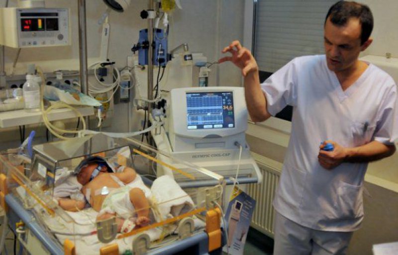 CAZUL BEBELUŞILOR: Șase copii cu sindrom hemolitic-uremic sunt internați la Spitalul Marie Curie