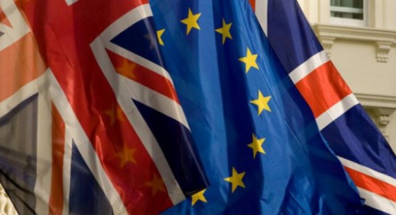 SONDAJ: 49% dintre britanici susțin ieșirea din UE, 47% sunt împotrivă