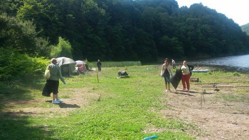 ACŢIUNE DE ECOLOGIZARE: Garda Ecologică a Primăriei Baia Mare omagiază „Ziua Gărzii Naţionale de Mediu” printr-o acţiune dedicată ecologizării Zonei Firiza-Baraj
