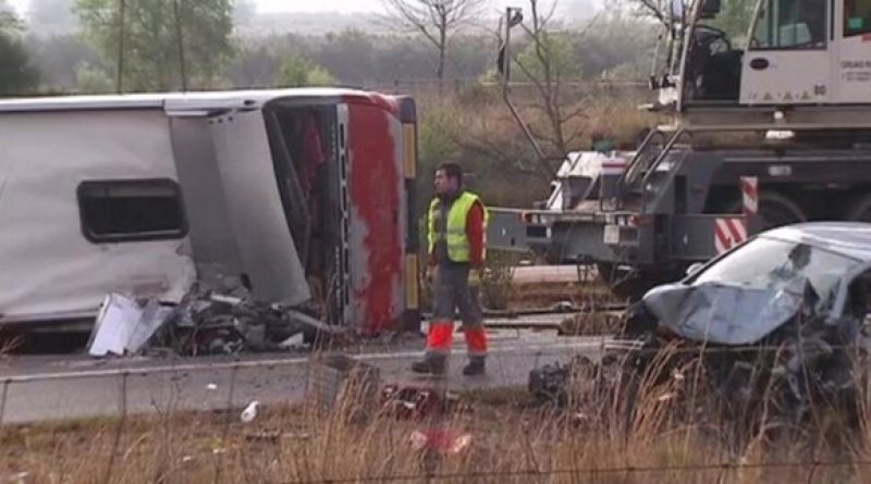 TRAGEDIA DIN SPANIA: O studentă româncă a murit în accidentul de autocar care a avut loc duminică în Spania