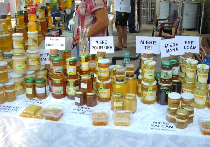 EVENIMENT: Miere și produse apicole din toate colțurile țării la Târgul Național al Mierii din 1 – 3 aprilie 2016