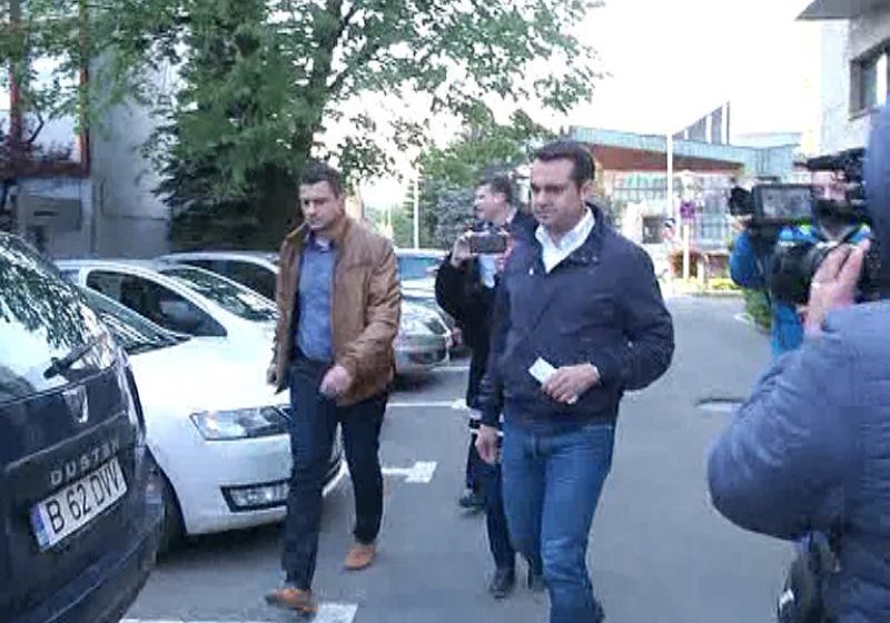 ACTUALITATEA MARAMEDIA: FLAGRANT LA PRIMĂRIA BAIA MARE / OROS ȘI-A DEPUS CANDIDATURA / PMP A INTRAT OFICIAL ÎN CURSA ELECTORALĂ