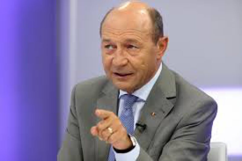 DECIZIE ÎCCJ: Traian Băsescu trebuie să plătească amendă pentru că a lezat imaginea romilor