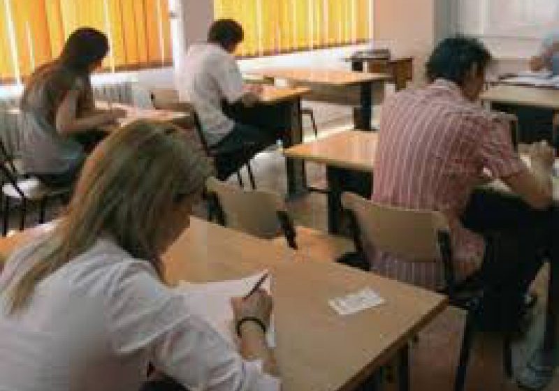 BACALAUREAT: Aproximativ 137.000 absolvenți de liceu înscriși BACALAUREAT: Aproximativ 137.000 absolvenți de liceu înscriși