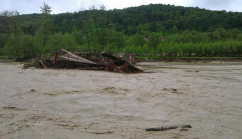 AVERTIZARE METEO: Cod galben de inundaţii în Maramureș AVERTIZARE METEO: Cod galben de inundaţii în Maramureș