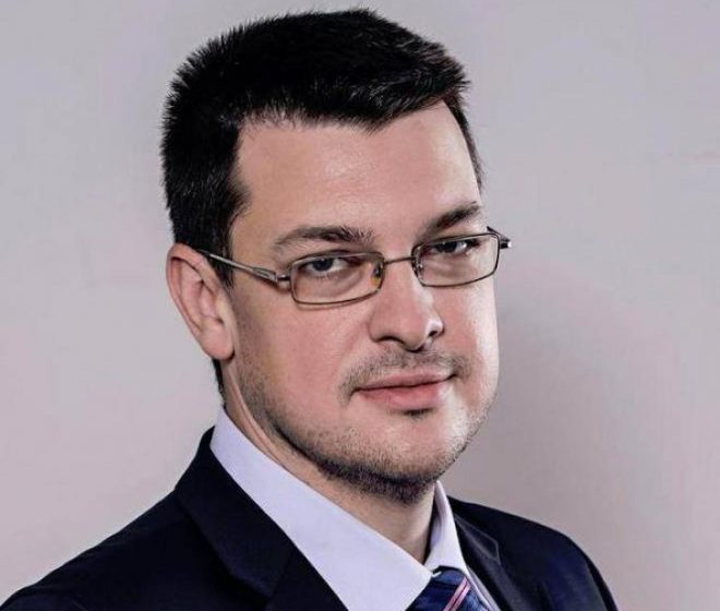 RAEŢCHI (PNL): PSD ar dezincrimina și luarea de mită, dacă ar putea