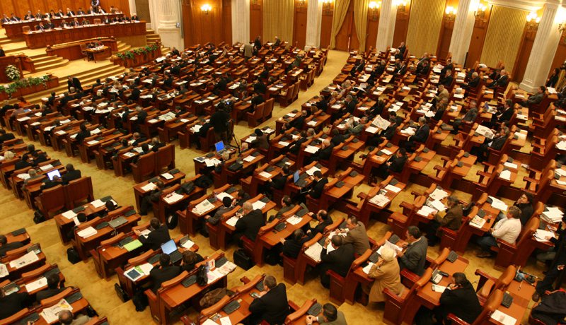 BILANȚ: Deplasările în străinătate ale deputaţilor în sesiunea trecută au însumat peste un milion de lei BILANȚ: Deplasările în străinătate ale deputaţilor în sesiunea trecută au însumat peste un milion de lei