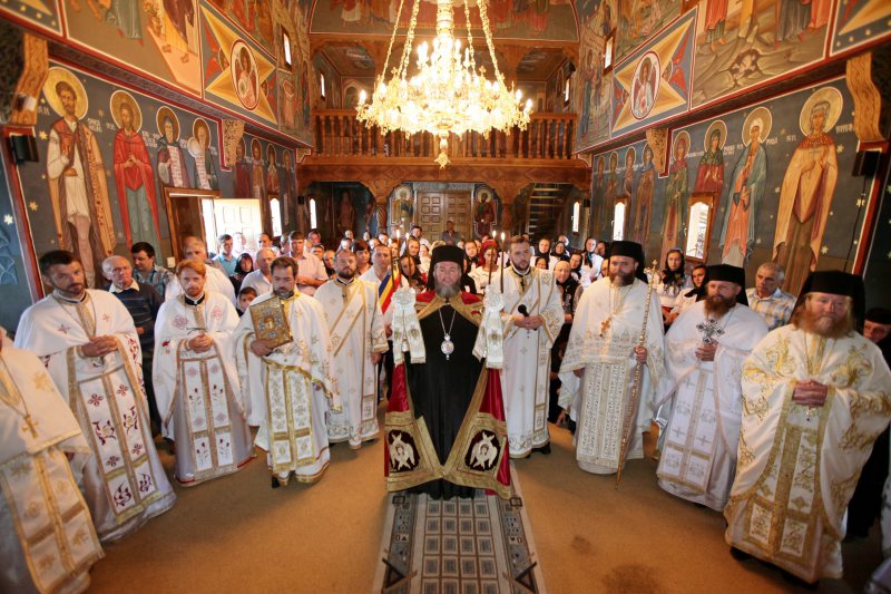ZI DE SĂRBĂTOARE: Hramul Mănăstirii Botiza (FOTO) ZI DE SĂRBĂTOARE: Hramul Mănăstirii Botiza (FOTO)
