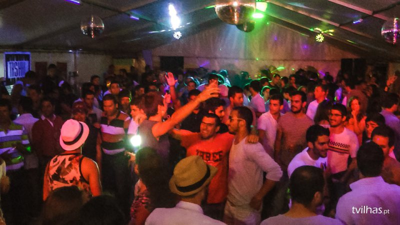 PUȘI LA PUNCT: Amenzi în baruri și discoteci din Maramureș. Vezi ce nereguli au fost depistate PUȘI LA PUNCT: Amenzi în baruri și discoteci din Maramureș. Vezi ce nereguli au fost depistate