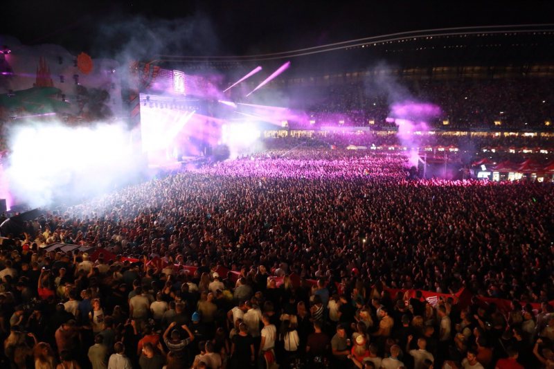 DATE STATISTICE: Aproape 30.000 de străini au participat la festivalul Untold de la Cluj DATE STATISTICE: Aproape 30.000 de străini au participat la festivalul Untold de la Cluj