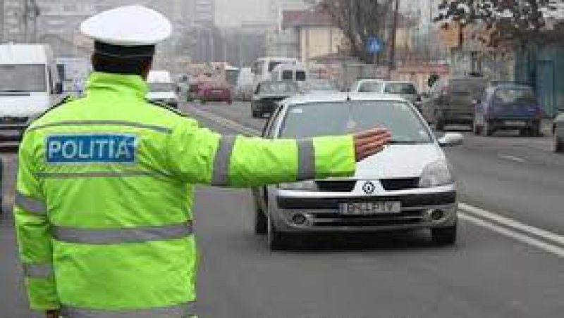 CONTROALE: Cinci infracțiuni contra siguranței rutiere, depistate ieri de polițiștii maramureșeni CONTROALE: Cinci infracțiuni contra siguranței rutiere, depistate ieri de polițiștii maramureșeni