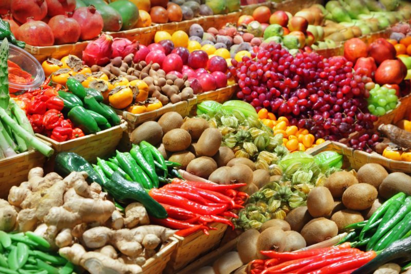 COMERȚ ILICIT: Polițiștii maramureșeni au confiscat peste o tonă de fructe și legume COMERȚ ILICIT: Polițiștii maramureșeni au confiscat peste o tonă de fructe și legume