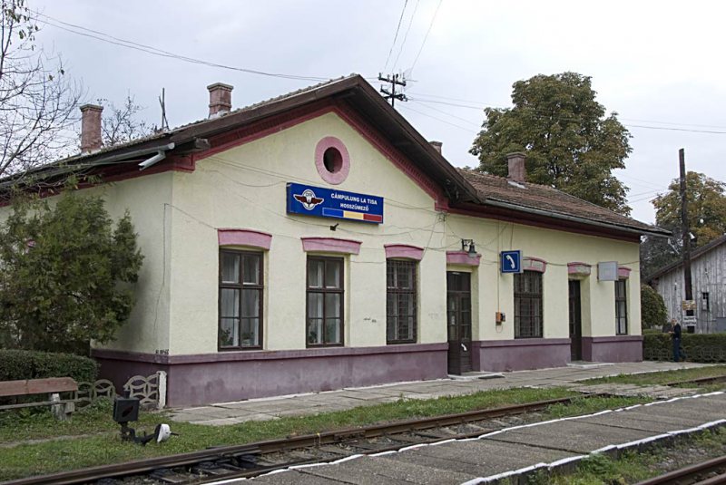 REPORTAJUL ZILEI: Investiţie risipită la Câmpulung la Tisa. Prin gara modernizată nu trece trenul REPORTAJUL ZILEI: Investiţie risipită la Câmpulung la Tisa. Prin gara modernizată nu trece trenul