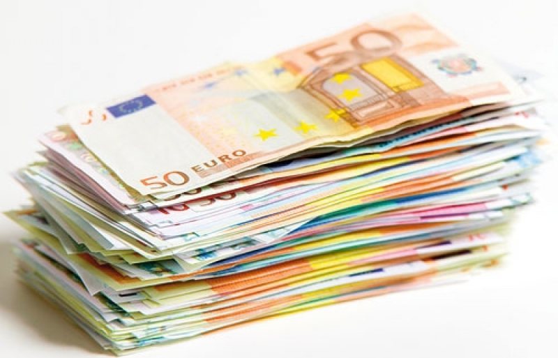 CONTRACTE: Proiecte de 104 milioane euro pentru intereacțiunea dintre învățământ și mediul de afaceri CONTRACTE: Proiecte de 104 milioane euro pentru intereacțiunea dintre învățământ și mediul de afaceri
