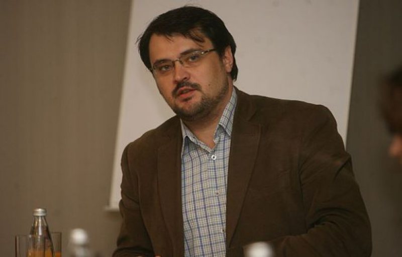 A RENUNȚAT: Ministrul Fondurilor Europene, Cristian Ghinea, și-a anunțat demisia pe Facebook A RENUNȚAT: Ministrul Fondurilor Europene, Cristian Ghinea, și-a anunțat demisia pe Facebook