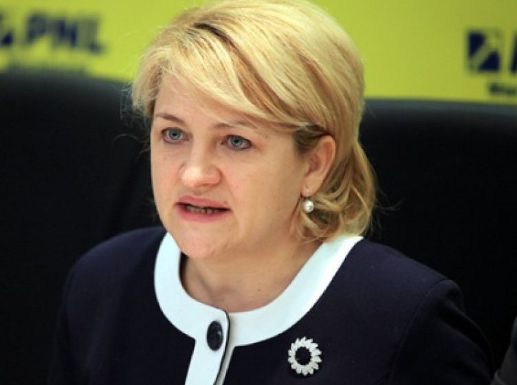 SURSE: Lucia Varga a demisionat din funcția de copreședinte al organizației de femei a PNL