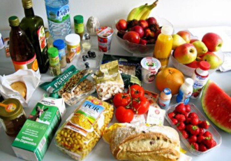 PERICOLUL DIN MÂNCARE: Cele şase alimente pe care trebuie să le evitaţi cu orice preţ PERICOLUL DIN MÂNCARE: Cele şase alimente pe care trebuie să le evitaţi cu orice preţ