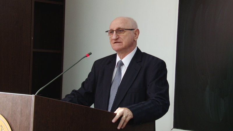 RĂPUS DE BOALĂ: Doliu Universitatea de Vest „Vasile Goldiş” RĂPUS DE BOALĂ: Doliu Universitatea de Vest „Vasile Goldiş”