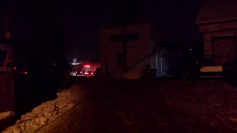 112: O mașină a luat foc pe strada 1 Mai din Sighet 112: O mașină a luat foc pe strada 1 Mai din Sighet