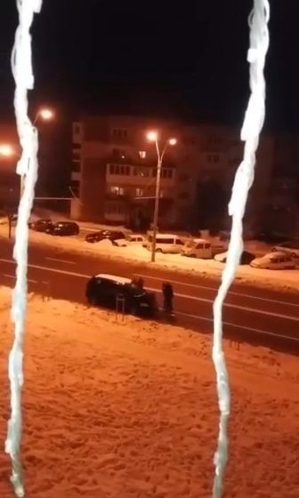 DUPĂ GRATII: Femeia care a lovit cu mașina un polițist și soțul ei, trimiși în arest preventiv DUPĂ GRATII: Femeia care a lovit cu mașina un polițist și soțul ei, trimiși în arest preventiv