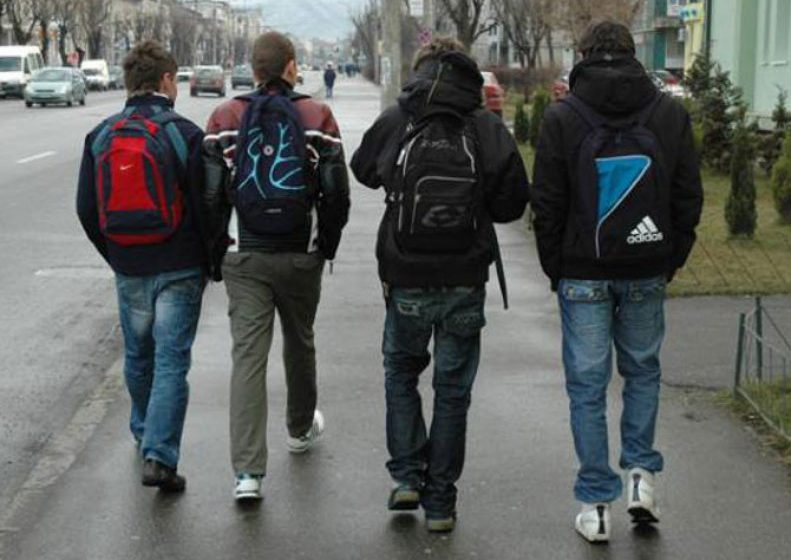 MAI MULT ACASĂ DECÂT LA ȘCOALĂ: Vacanţa intersemestrială se apropie. Vacanţele şcolare din 2017