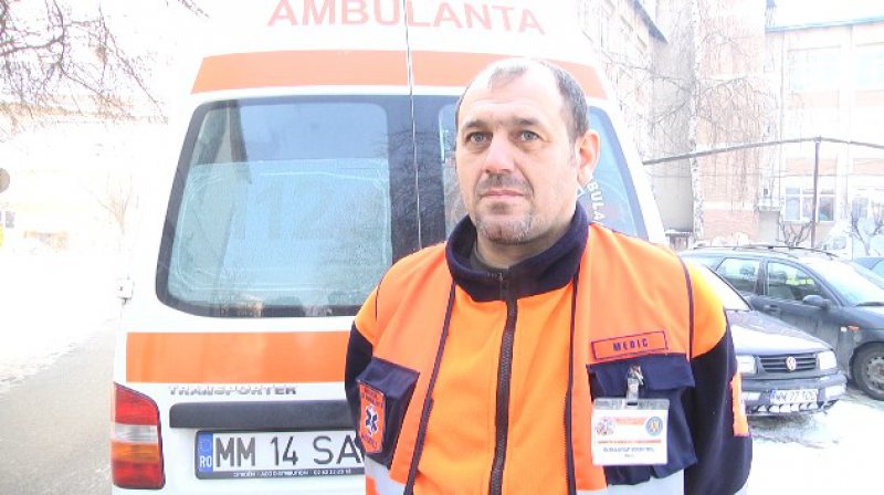 O MÂNĂ DE AJUTOR: Reprezentanții Serviciului de Ambulanță Sighet patrulează o dată la trei ore prin oraș O MÂNĂ DE AJUTOR: Reprezentanții Serviciului de Ambulanță Sighet patrulează o dată la trei ore prin oraș