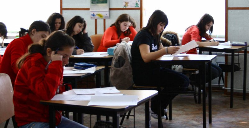 ORDIN AL MINISTERULUI: Simularea evaluării naționale și cea a bacalaureatului vor începe pe 13 martie ORDIN AL MINISTERULUI: Simularea evaluării naționale și cea a bacalaureatului vor începe pe 13 martie