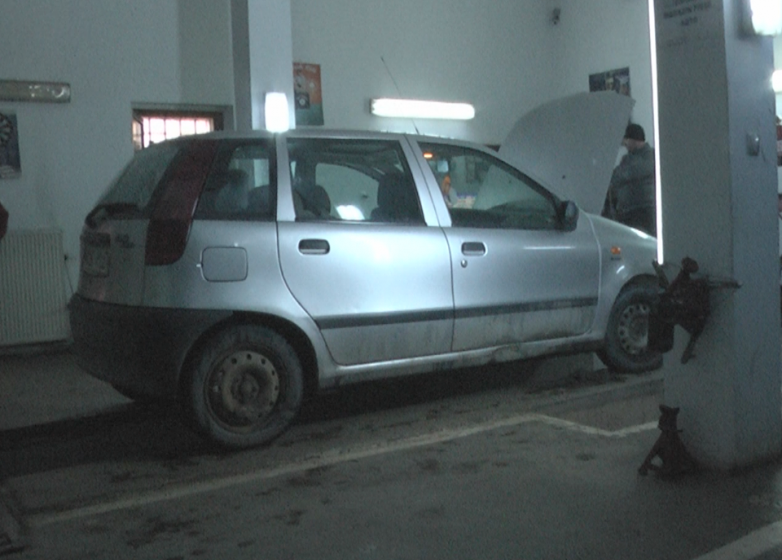 PROBLEME DE SEZON: Service-urile auto din Sighet sunt aglomerate în această perioadă