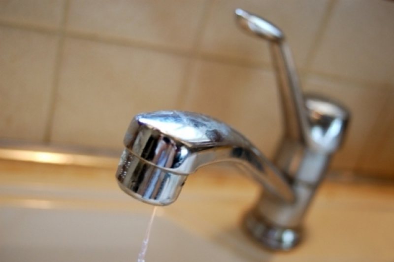 PROBLEME: Localnicii din Bârsana au apă cu țârâita PROBLEME: Localnicii din Bârsana au apă cu țârâita