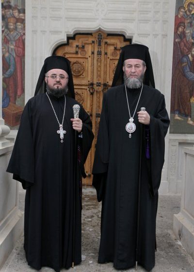 RELIGIE: La Mănăstirea Rohia a fost instalat duminică cel de-al 12-lea stareț al lăcașului de cult