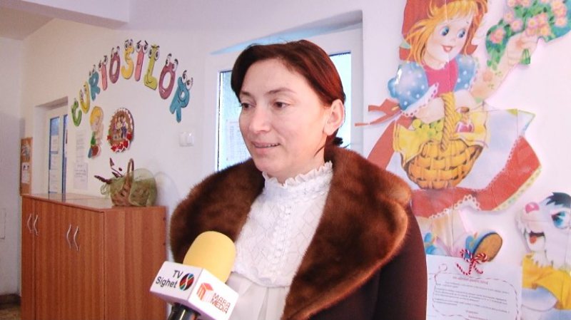 O MÂNĂ DE AJUTOR: Mărțișoare făcute de prichindei pentru sprijinirea unui copil bolnav O MÂNĂ DE AJUTOR: Mărțișoare făcute de prichindei pentru sprijinirea unui copil bolnav