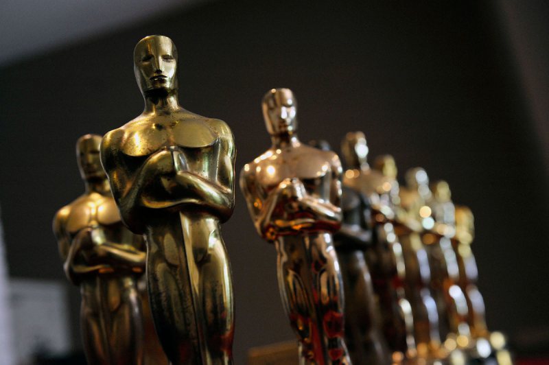 OSCAR: „Moonlight”, cel mai bun film, după ce premiul a fost atribuit greşit pentru „La La Land” OSCAR: „Moonlight”, cel mai bun film, după ce premiul a fost atribuit greşit pentru „La La Land”