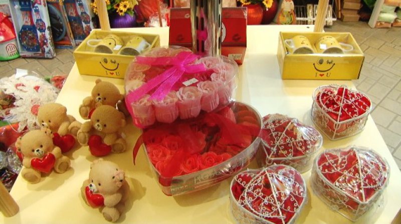 SĂRBĂTOAREA ÎNDRĂGOSTIȚILOR: Ce au cumpărat sighetenii de Valentine’s Day SĂRBĂTOAREA ÎNDRĂGOSTIȚILOR: Ce au cumpărat sighetenii de Valentine’s Day