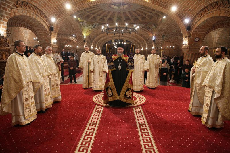 LA CATEDRALA EPISCOPALĂ: Slujbă de pomenire a părintelui Arhimandrit Serafim Man LA CATEDRALA EPISCOPALĂ: Slujbă de pomenire a părintelui Arhimandrit Serafim Man