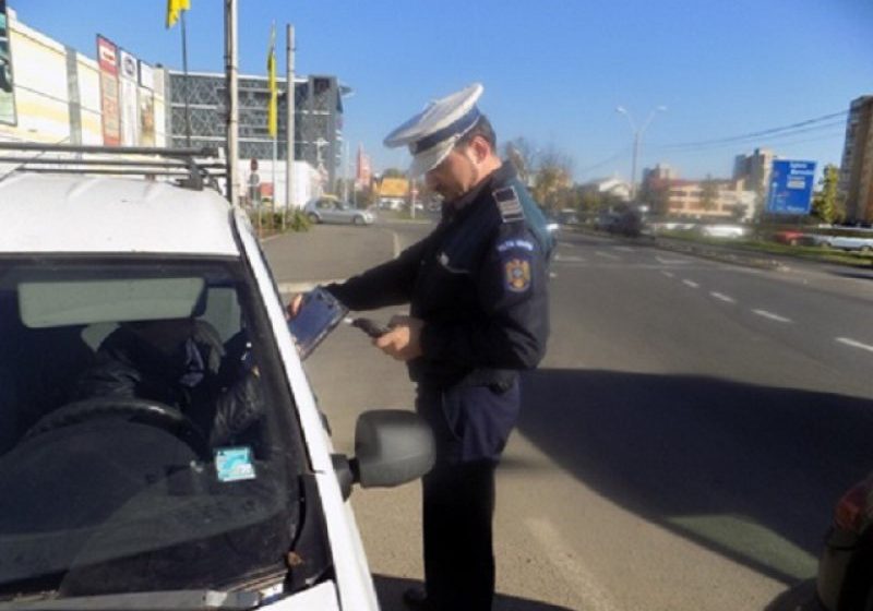 AMENZI USTURĂTOARE: „Pirați” trași la răspundere de polițiștii sigheteni