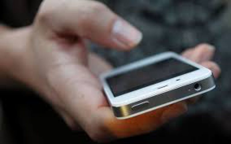 ATENTIE: ”Balena Albastră” pune pe jar autorităţile române. Poliţia recomandă prudenta pe internet ATENTIE: ”Balena Albastră” pune pe jar autorităţile române. Poliţia recomandă prudenta pe internet